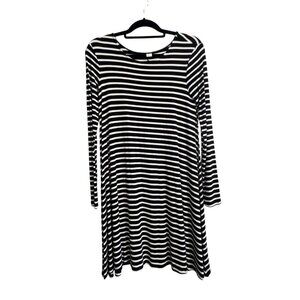 Old Navy Knit Dress Black & White Stripes | Size Small (Runs Big)